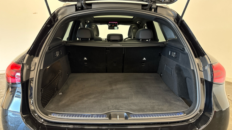 Mercedes-Benz GLC 300d 4Matic AMG Line Premium + 5dr 9G-Tronic Diesel Estate
